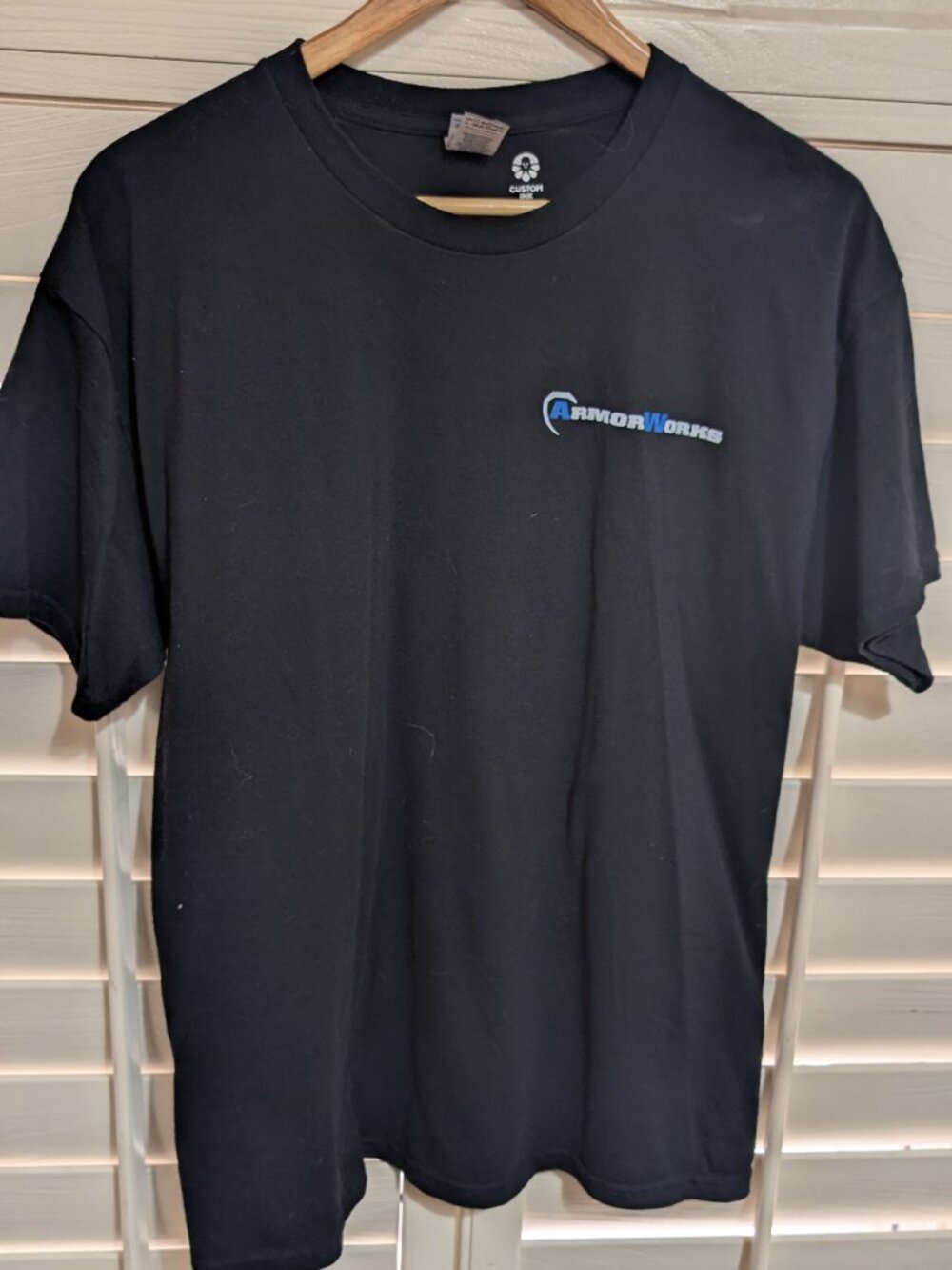 ArmorWorks Black Short Sleeve Gildan Large Shirt